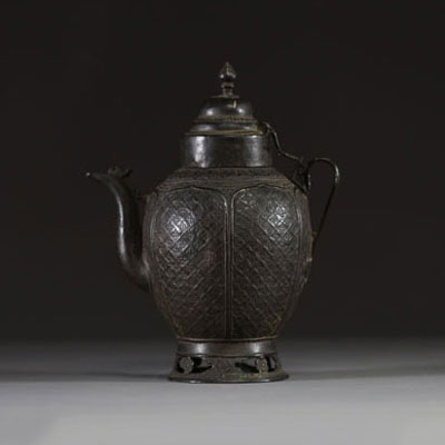 Chine - Pichet en bronze - 18e siècle