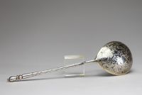 Russie - Cuillère à caviar en argent niellé, poinçon russe 84 et poinçon de Moscou, 1852.