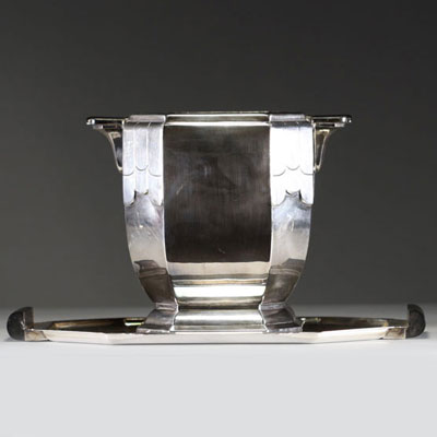Augustin SOLAGGIO (XIX-XX) Art Deco champagne bucket and stand in silver-plated metal and ebony, goldsmith's hallmark.