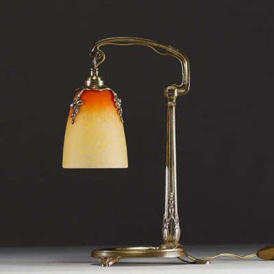 Charles RANC (XX) for Schneider - Art Nouveau table lamp in marmorated glass, bronze base, circa 1910, signed.
