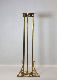 Gustave SERRURIER-BOVY (1858-1910) in the style of - Constructivist brass saddle, circa 1900.