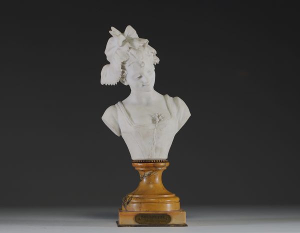 Polydor COMEIN (1848-1907) ‘Soubrette’ Bisque bust on marble and bronze base.