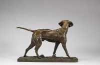Pierre-Jules Mène (1810–1879). Épreuve en bronze à patine brune figurant un épagneul. Signée sur la terrasse. Travail français du XIXᵉ siècle.