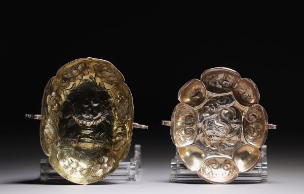 Ensemble de deux coupes de mariage en vermeil, l'une au poinçon Austro-Hongrois, XVII - XVIIIème.
