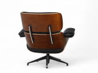Lounge Chair & Ottoman dans le style de Charles Eames en cuir et bois sur pied en fonte d'aluminium.