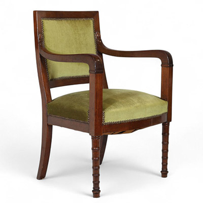 Jean-Joseph Chapuis (1765–1864) – Fauteuil en acajou aux lignes japonisantes -.Estampillé CHAPUIS Belgique, vers 1840–1850.