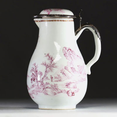 China - Covered pitcher in Compagnie des Indes porcelain decorated with mountain landscapes, 18th century.