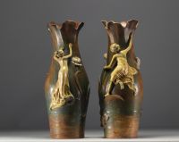 Bernhard BLOCH (1836-1909) - Pair of Art Nouveau terracotta vases decorated with young women.