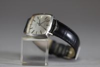 Universal Genève - Montre homme à remontage automatique, vers 1967.