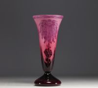 Le Verre Français - Acid-etched multi-layered glass vase decorated with dahlias, signed.