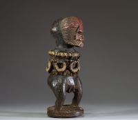 Afrique RDC - Fétiche Songye Kifwebe en bois sculpté, Congo RDC, 1ère moitié XXème.