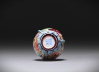 Chine - Tabatière en verre multicouche décor peint et émaillé - Qianlong
