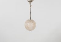Charles-Louis HETTIER (1868-) et Calixte VINCENT (1876-1945) - Art Deco suspension lamp, stylized pressed moulded glass globe and nickel-plated brass chain, signed.