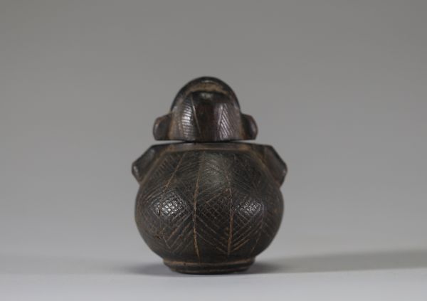Afrique RDC - Poire à poudre Bakongo en bois sculpté, Congo RDC, début XXème.