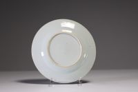 Chine - Assiette en porcelaine blanc bleu à décor de paysan et de buffle, Qianlong, XVIIIème.