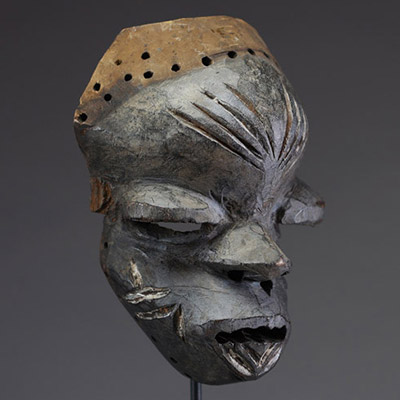 Afrique RDC - Masque Pendé Wongo en bois sculpté, Congo RDC, fin XIXème début XXème.