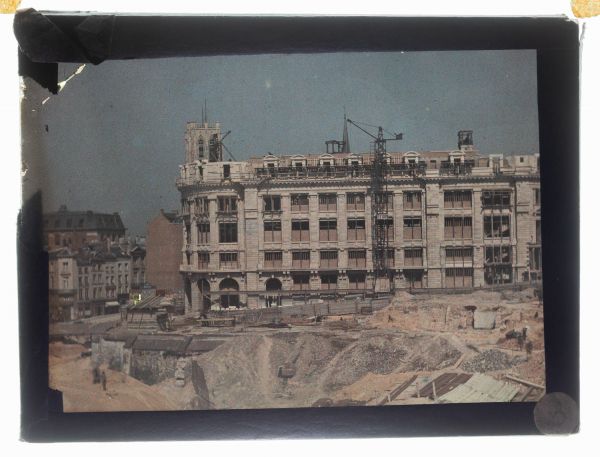 Léon Herlant (1873-1968) — 2 autochromes sur plaque Lumière», 12 x 9 cm.  Construction du 