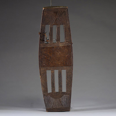 Afrique RDC - Appuie dos Mongo en bois sculpté, Congo RDC, 1ère moitié XXème.