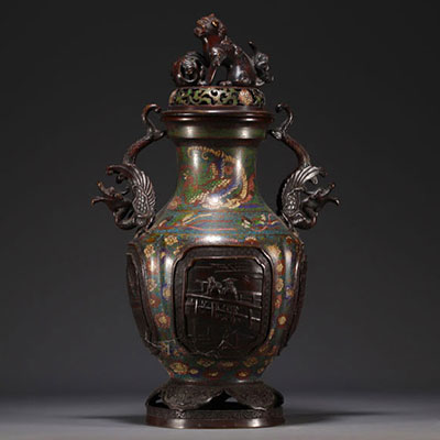 Japon - Brûle parfum en bronze cloisonné à décor de dragons et de chimères.