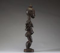 Afrique - Maternité  Baoulé en bois sculpté, Côte d’Ivoire.
