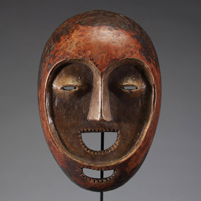 Afrique RDC - Rare masque Lega à double bouche en bois sculpté, 1ère moitié XXème.