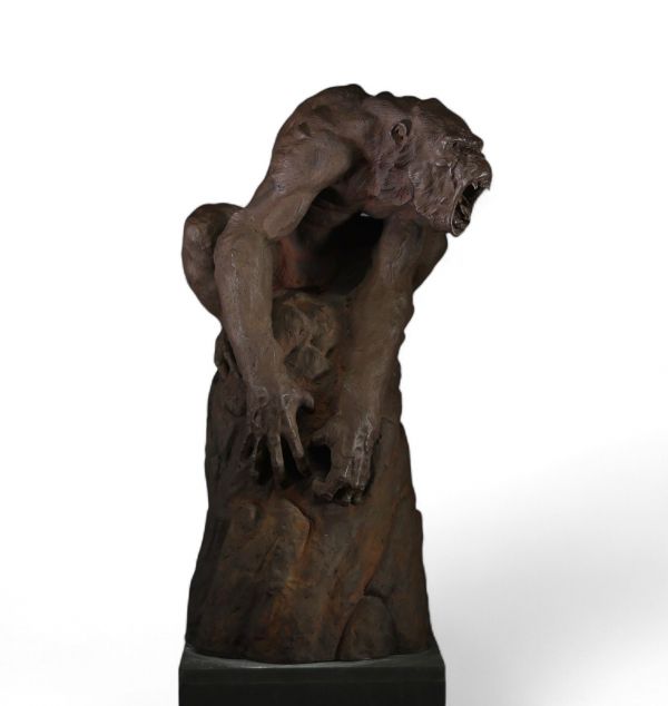 Chen M. – Sculpture en terre cuite “Le Singe hurlant”.