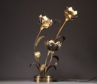 Maison Jansen - Imposant lampadaire floral en laiton patiné, vers 1970.