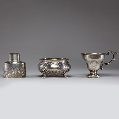 Ensemble de trois pièces de forme en argent massif, Allemagne, Angleterre.