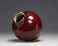 Chine - Vase en porcelaine sang de bœuf, dynastie Qing.
