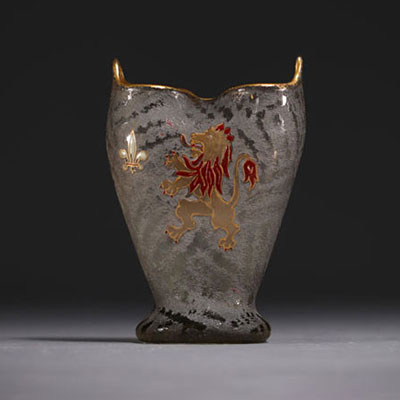 DAUM Nancy - Rare acid-etched and enamelled glass vase with lion and fleur-de-lys design, signed under the base.