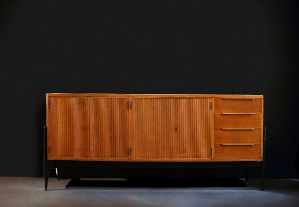 Alfred HENDRICKX (1931-2019) pour Belform - Enfilade quatre portes et quatre tiroirs, vers 1956.