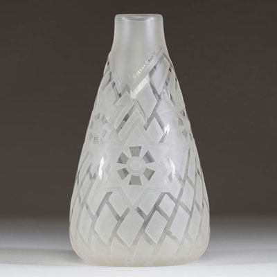 Paul BERNARD (1935-1992) Vase 