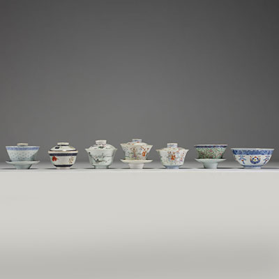 China - Set of six covered bowls and one bowl in polychrome porcelain, 19th century.