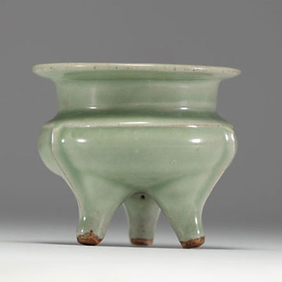 China - Celadon porcelain perfume burner, Ming dynasty.