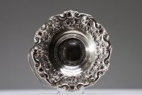 Solid silver fruit bowl with rocaille decoration.