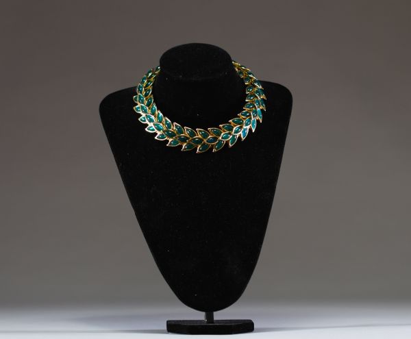 Yves Saint Laurent - Collier Épis, création de Robert Goossens en métal doré et résine, vers 1980.