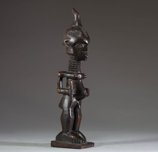 Afrique RDC - Statuette Luluwa en bois sculpté, Congo RDC, XXème.