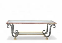 Maison Banci Firenze - Ensemble de deux tables basses en verre et fer forgé doré rectangulaire et carrée à deux niveaux, vers 1980. 