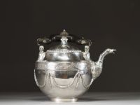 Théière en argent massif de style Empire, poinçon La Haye, Pays-Bas, 1794.