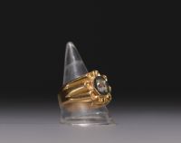 Ring in 18k yellow and white gold, brilliant cut, total weight 8.2gr.