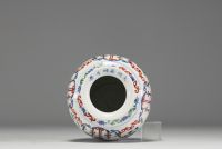 China - Polychrome porcelain vase decorated with figures, Wanli mark under the piece.